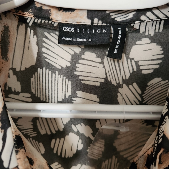 ASOS DESIGN Long Sleeve Soft Shirt, Mixed Animal Print, Size US 8 - Picture 4 of 7